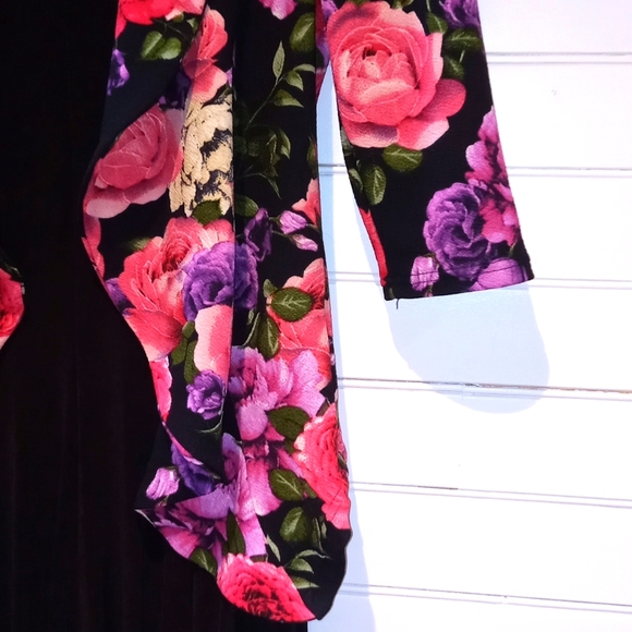 Floral Blazer - Picture 6 of 8